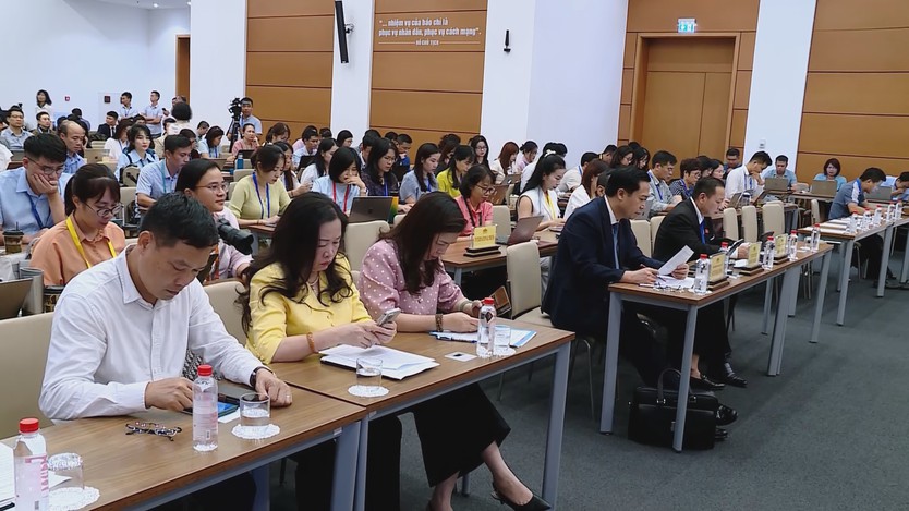 Quốc hội chuyển mạnh sang tư duy kiến tạo phát triển - Ảnh 3.