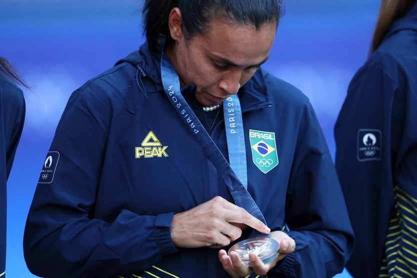 Marta và hành trình trở thành huyền thoại bóng đá nữ Brazil - Ảnh 9.