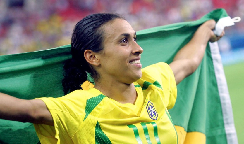Marta và hành trình trở thành huyền thoại bóng đá nữ Brazil - Ảnh 1.