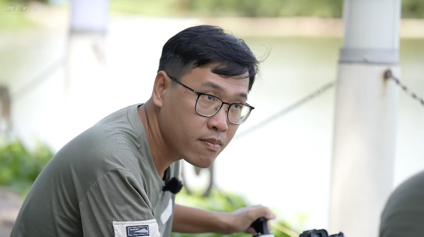 Việt Nam góc nhìn nơi hoang dã: Độc lạ cách bắt cá của chim cổ rắn - Ảnh 1.