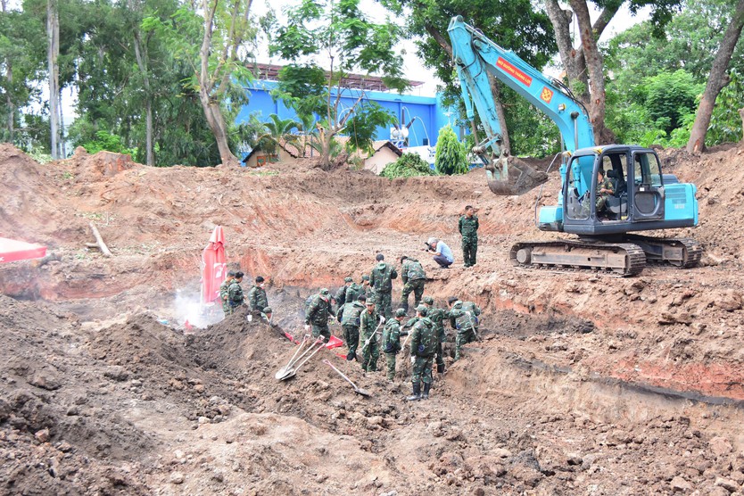 Tiếp tục tìm kiếm, quy tập hài cốt liệt sĩ tại Công viên Lê Thị Riêng: Phát hiện thêm 17 bộ hài cốt và nhiều di vật - Ảnh 4.