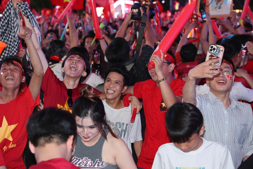 Chung kết lượt về ASEAN Cup 2026: Những diễn biến kịch tính trên sân Mỹ Đình - Ảnh 15.