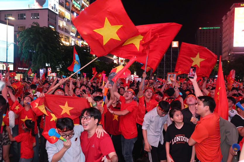 Việt Nam 4-2 Thái Lan: Wanchai phản lưới nhà, Việt Nam bảo vệ thành công ngôi vô địch ASEAN Cup - Ảnh 15.