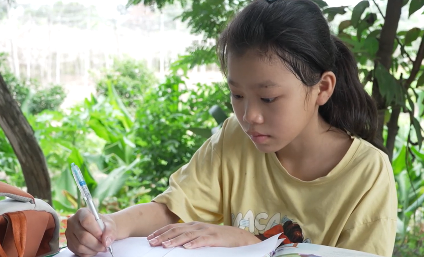 Mái ấm gia đình Việt: Cô bé mong sớm báo hiếu người mẹ tảo tần - Ảnh 7.