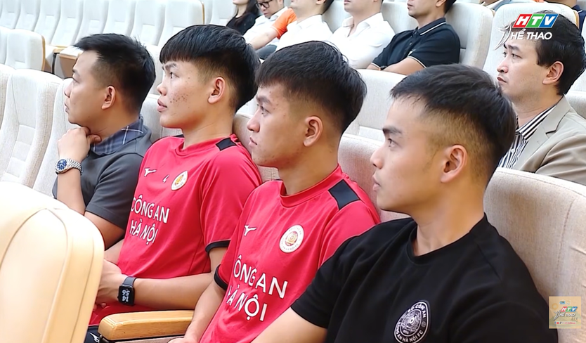Nhiều thay đổi đáng chú ý ở V-League 1 mùa giải 2026/27 - Ảnh 3.