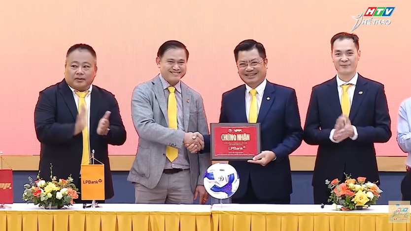Nhiều thay đổi đáng chú ý ở V-League 1 mùa giải 2026/27 - Ảnh 1.