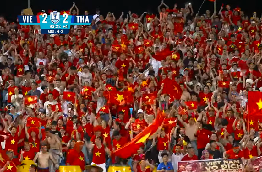 Việt Nam 4-2 Thái Lan: Wanchai phản lưới nhà, Việt Nam bảo vệ thành công ngôi vô địch ASEAN Cup - Ảnh 9.