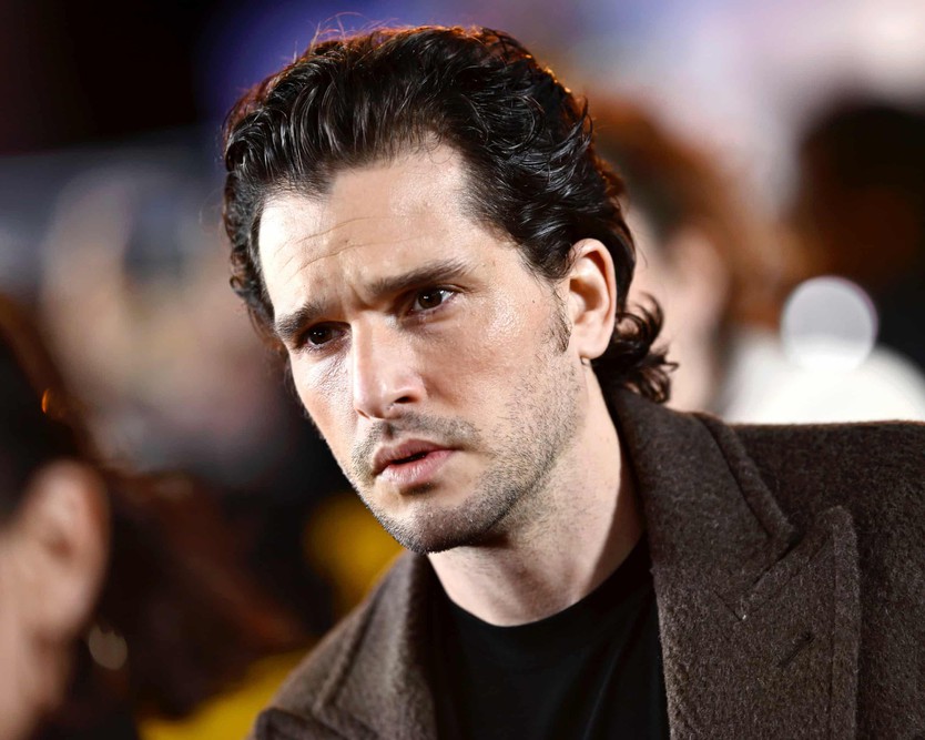 Kit Harington thay Nicholas Hoult trong series "Harry Potter" của HBO - Ảnh 1.