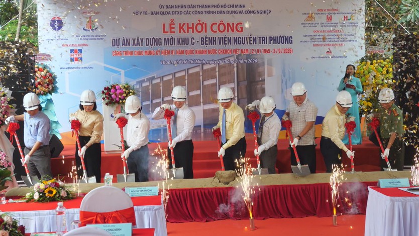 Khởi công khối nhà C, tăng cường năng lực điều trị tại Bệnh viện Nguyễn Tri Phương - Ảnh 2.
