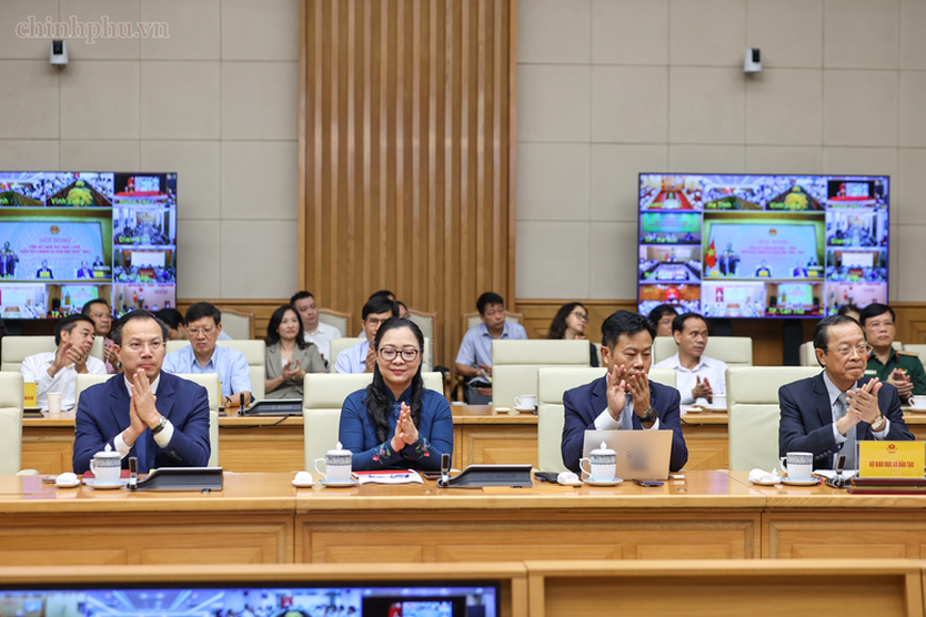 Thủ tướng chủ trì Hội nghị tổng kết năm học 2025 - 2026, triển khai nhiệm vụ năm học 2026 - 2027- Ảnh 3.