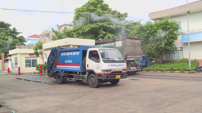 TP. Hồ Chí Minh thay đổi cách tính giá thu gom rác từ 1/9 - Ảnh 1.