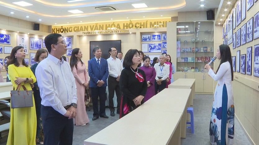 Khi tình yêu Bác Hồ hóa thành những tác phẩm giàu cảm xúc - Ảnh 6.
