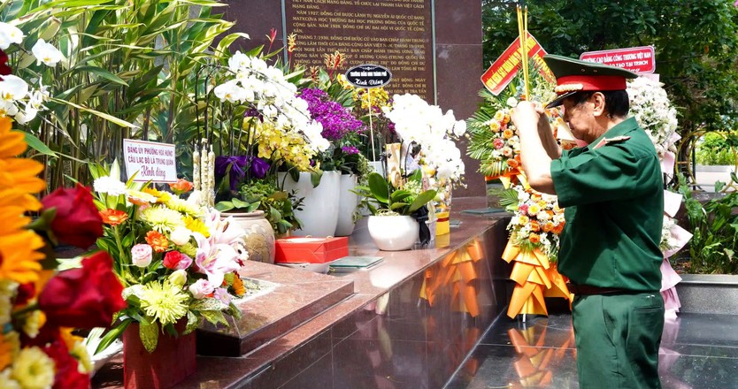 Hướng tới kỷ niệm Quốc khánh 2/9: Tri ân các anh hùng liệt sĩ - Ảnh 1.