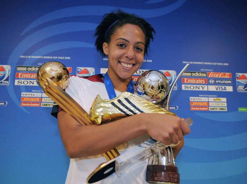 Sydney Leroux: Từ nhà vô địch U20 đến ngôi sao của tuyển nữ Mỹ - Ảnh 2.