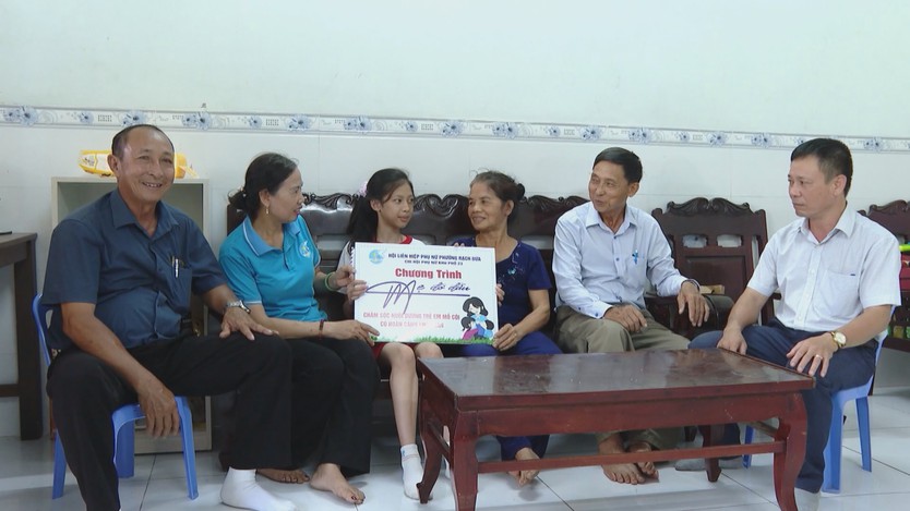 Tận tụy vì dân, vững lòng với Đảng - Ảnh 3.