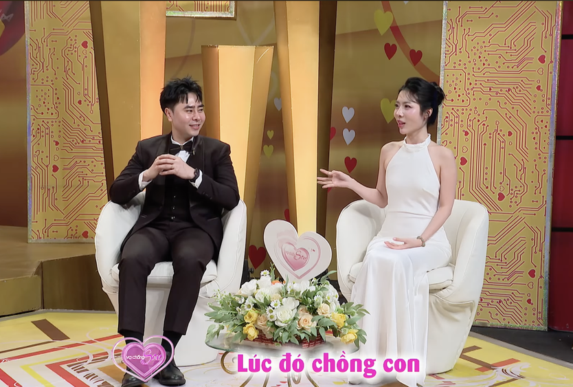 Vợ chồng son: Mối duyên từ mái trường cấp ba và màn cầu hôn độc lạ- Ảnh 1.