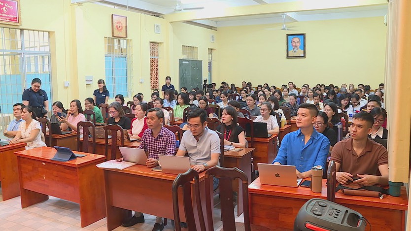 Giáo viên chủ động thích ứng với yêu cầu chuyển đổi số- Ảnh 2.