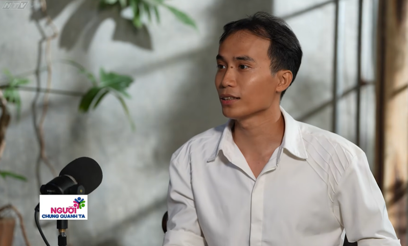 Người chung quanh ta: Người giữ những ngọn đèn nơi nghĩa trang - Ảnh 12.