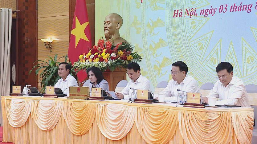 Chính phủ quyết liệt tháo gỡ khó khăn cho nền kinh tế - Ảnh 2.