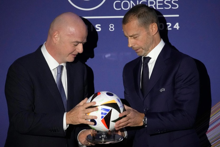 UEFA cảnh báo kiện FIFA sau kế hoạch bán cổ phần World Cup bị hủy bỏ - Ảnh 2.