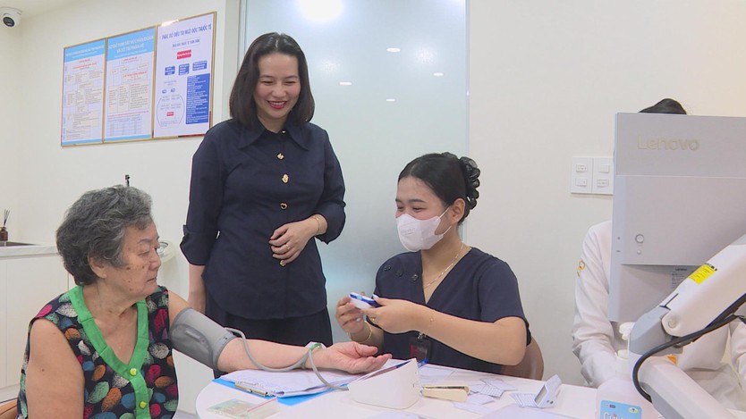 Đưa dịch vụ y tế đến gần hơn với mọi người dân - Ảnh 7.