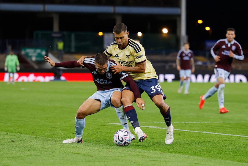Saka giúp Arsenal giành chiến thắng sít sao trước Aston Villa - Ảnh 3.