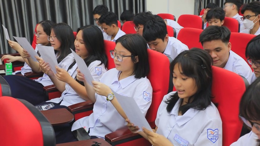 Đờn ca tài tử được đưa vào giảng dạy trong nhà trường tại TP. Hồ Chí Minh  - Ảnh 2.