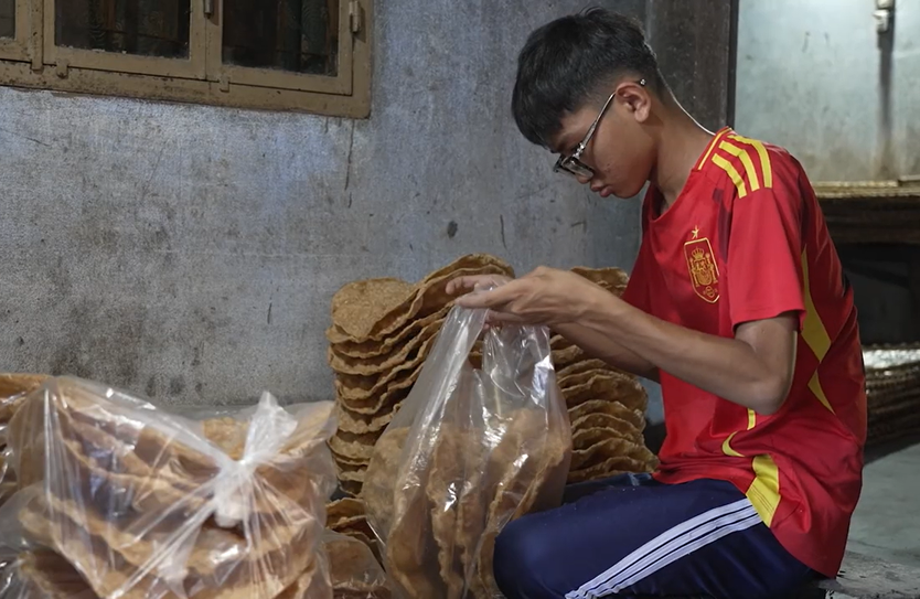 Mái ấm gia đình Việt: Người mẹ trở về cùng con chống chọi ung thư- Ảnh 2.