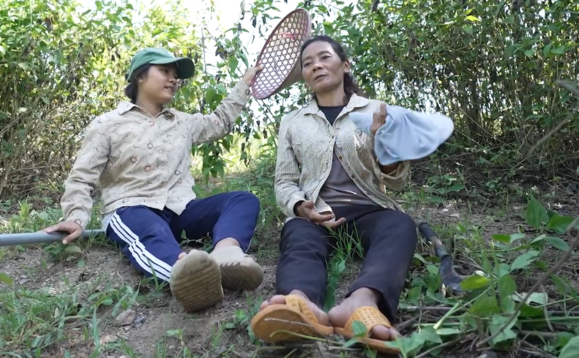 Mái ấm gia đình Việt: Cô gái Raglai nói "Cuộc sống quá bất công" - Ảnh 7.