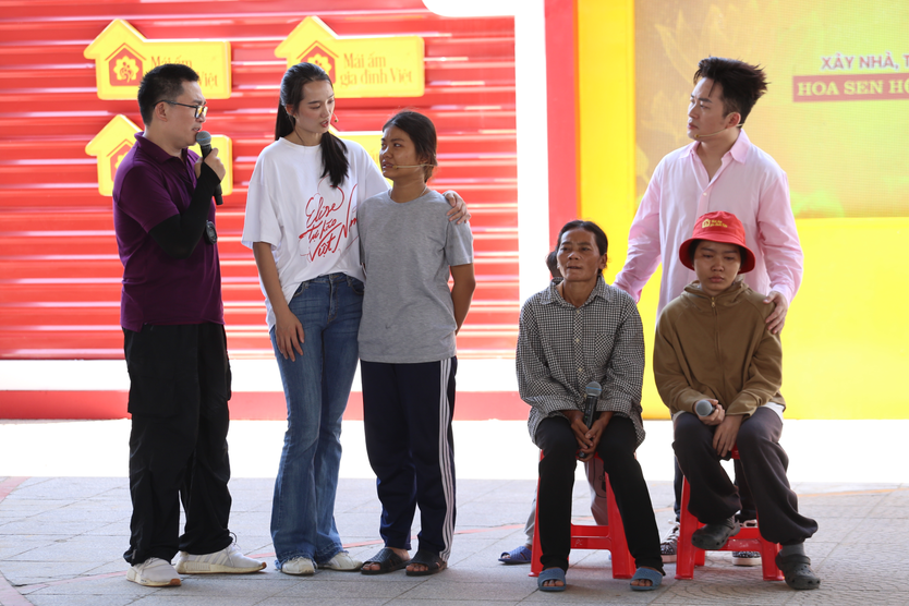 Mái ấm gia đình Việt: Cô gái Raglai nói "Cuộc sống quá bất công" - Ảnh 14.
