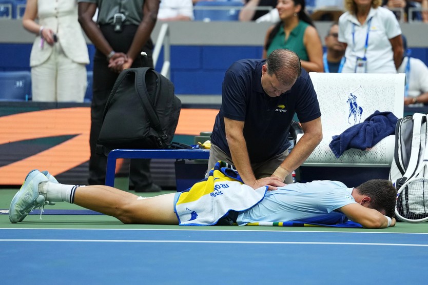 US Open: Coco Gauff ngược dòng vào bán kết, chạm trán tân số 1 thế giới Elena Rybakina - Ảnh 6.