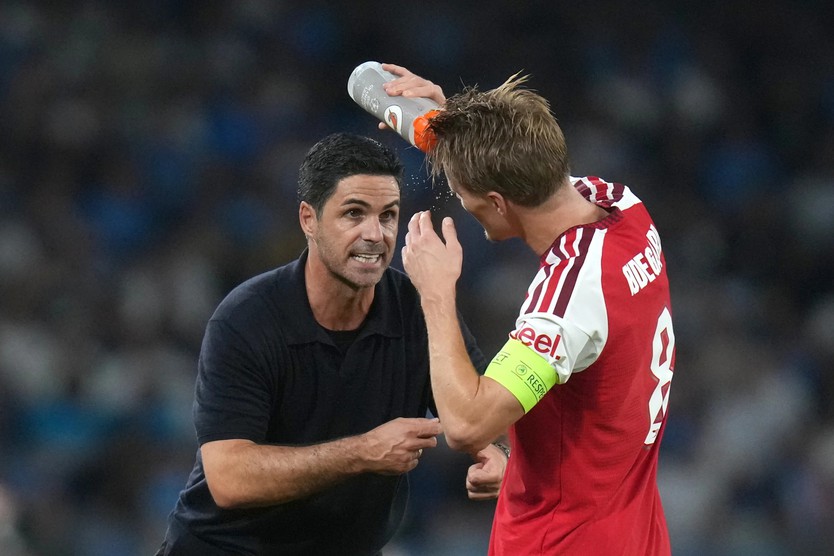 Martin Ødegaard tỏa sáng, Arsenal đánh bại Napoli tại UEFA Champions League - Ảnh 3.