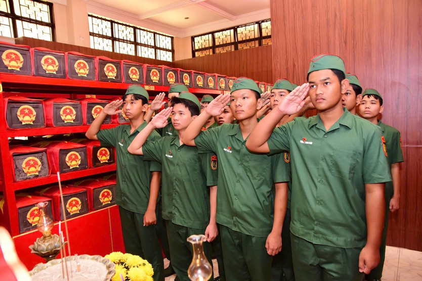 Hôm nay 12/9, quy tập thêm 11 bộ hài cốt liệt sĩ tại Công viên Lê Thị Riêng - Ảnh 3.