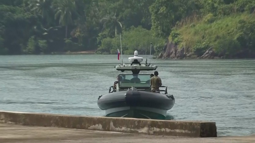 Ít nhất 35 người thiệt mạng trong vụ cháy phà ở Philippines - Ảnh 6.