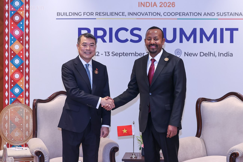 Thủ tướng Lê Minh Hưng gặp Thủ tướng Ethiopia: Việt Nam là đối tác ưu tiên- Ảnh 1.