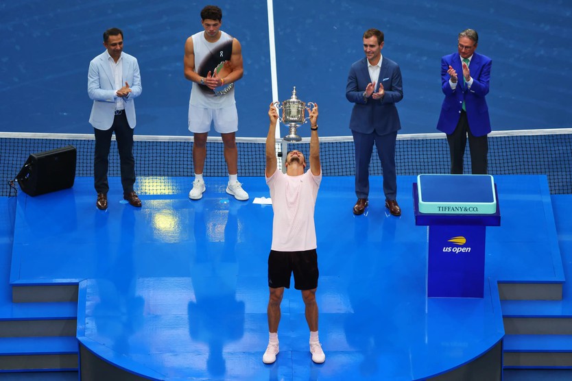Zverev khẳng định vị thế ở các giải Grand Slam, nhưng chưa nhận mình là số 1 - Ảnh 1.