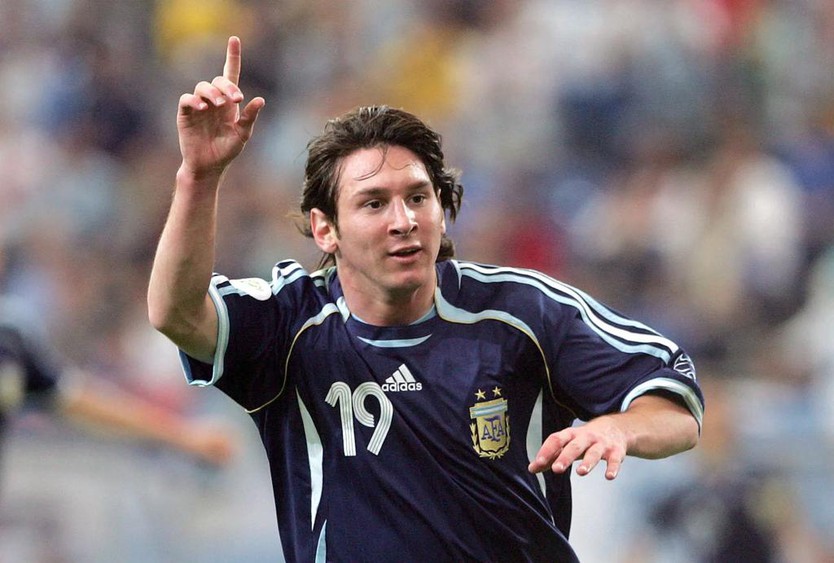 Argentina tìm lời giải cho kỷ nguyên hậu Messi từ bài học sau Maradona - Ảnh 4.