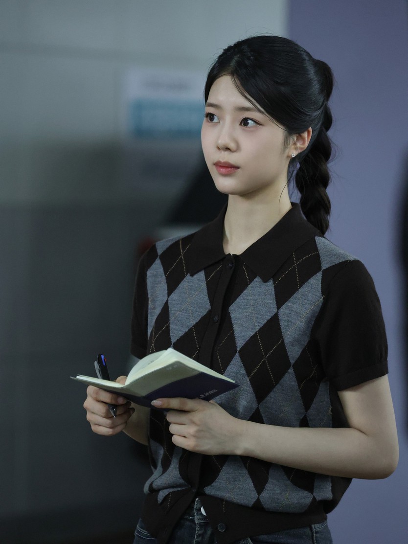 Han Chae-rin: "Tôi chỉ muốn tiến bộ hơn mỗi ngày"- Ảnh 3.