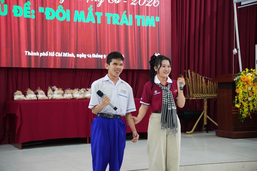 Chuông vàng vọng cổ 2026: Hành trình "Đôi mắt trái tim" đến Trường Phổ thông Đặc biệt Nguyễn Đình Chiểu - Ảnh 25.