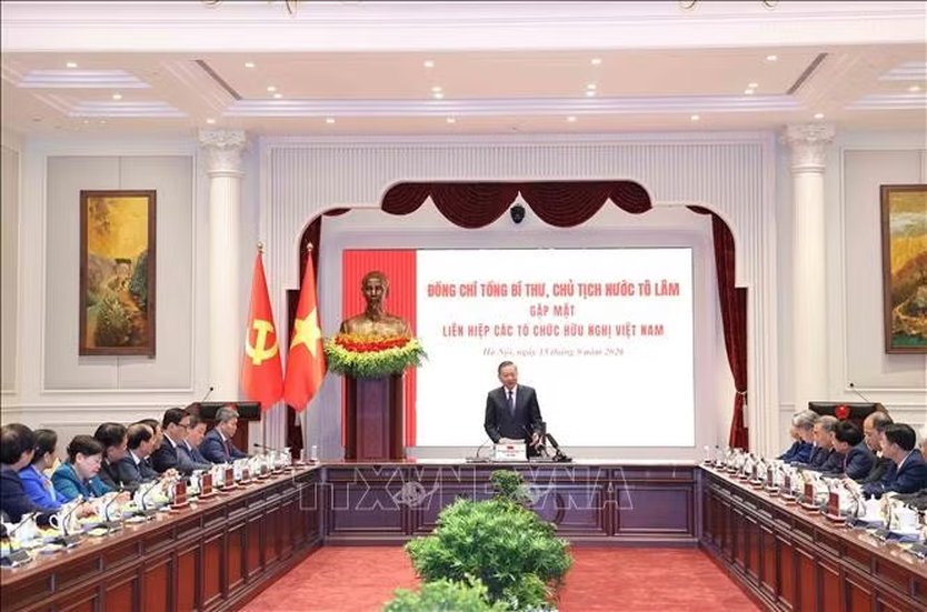 Tổng Bí thư, Chủ tịch nước gặp mặt BCH Liên hiệp các tổ chức hữu nghị Việt Nam - Ảnh 2.