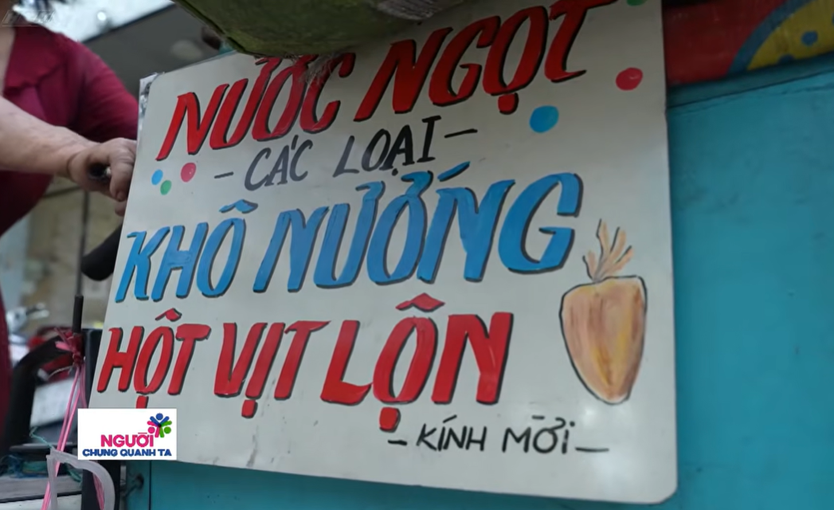 Người chung quanh ta: Những tấm bảng hiệu viết nên câu chuyện đẹp - Ảnh 10.