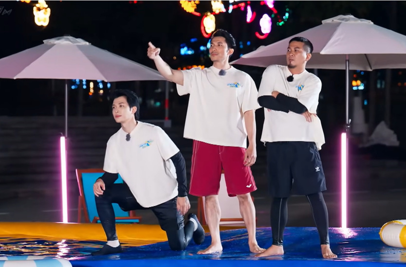 Running man 4 - Chạy Ngay Đi: Hành trình "lên bờ xuống nước" của Gia tộc R - Ảnh 4.