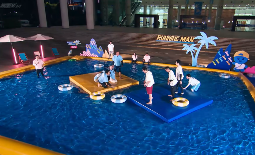 Running man 4 - Chạy Ngay Đi: Hành trình "lên bờ xuống nước" của Gia tộc R - Ảnh 1.