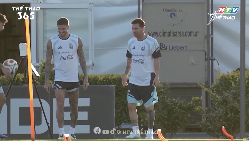 Trận đấu chia tay sự nghiệp quốc tế của Lionel Messi và James Rodriguez - Ảnh 3.