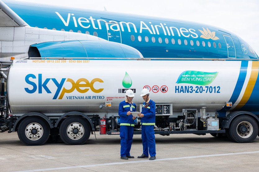 Vietnam Airlines đưa chuyến bay Hà Nội – London vào thử thách xanh toàn cầu của SkyTeam- Ảnh 1.