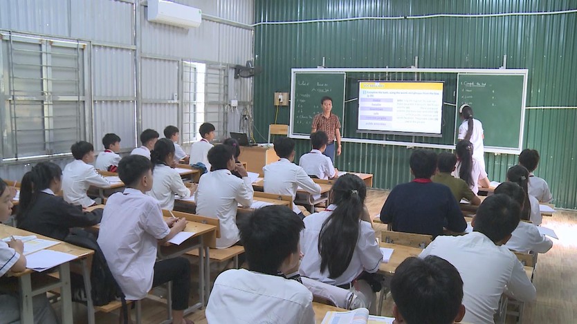 Điểm tựa gieo chữ kiên cố cho thầy trò xã Thượng Nông trong năm học mới- Ảnh 1.