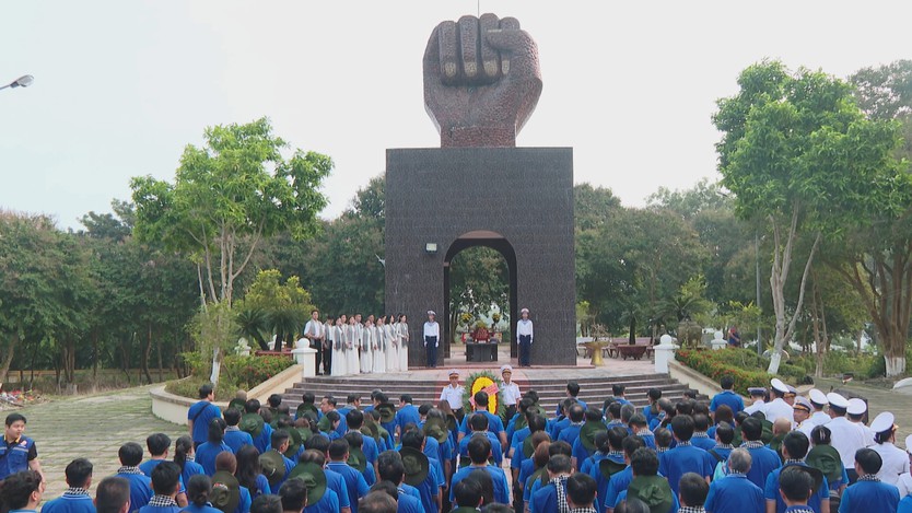 TP. Hồ Chí Minh hướng về biển, đảo Tây Nam và nhà giàn DK1- Ảnh 2.