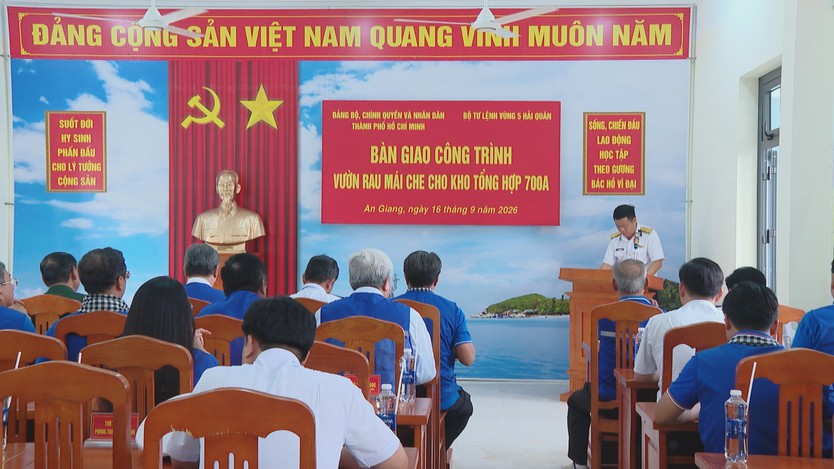TP. Hồ Chí Minh hướng về biển, đảo Tây Nam và nhà giàn DK1- Ảnh 4.