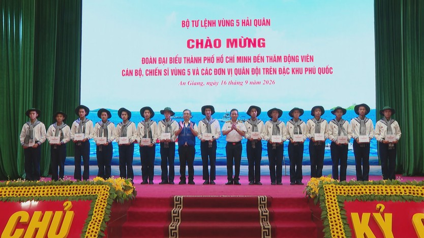 TP. Hồ Chí Minh hướng về biển, đảo Tây Nam và nhà giàn DK1- Ảnh 6.