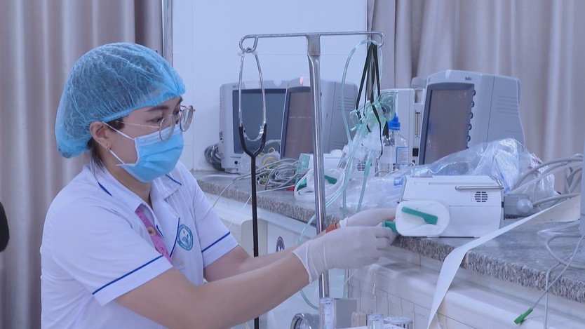 Bệnh nhi hô hấp nhập viện tăng gần 45% - Ảnh 2.